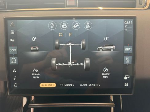 New 2026 Land Rover Range Rover Evoque Hoxton AWD/4WD image 17
