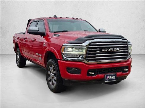 Used 2022 RAM 2500 Limited AWD/4WD image 3