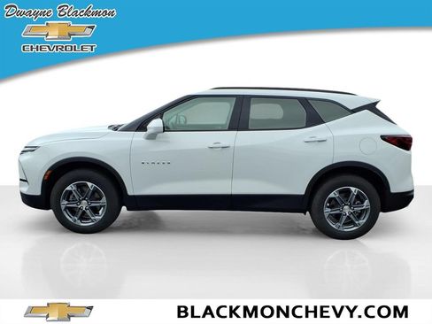 Used 2024 Chevrolet Blazer LT w/ Convenience Package FWD image 6