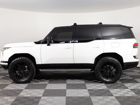 Used 2026 Lexus GX 550 w/ Accessory Package (ZB) AWD/4WD image 3