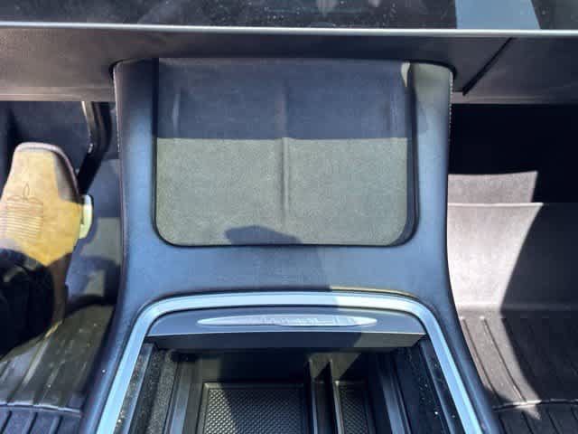 Used 2022 Tesla Model Y Performance AWD/4WD image 19
