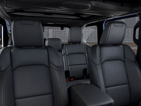 New 2026 Jeep Wrangler Sahara w/ Whitecap Package image 27