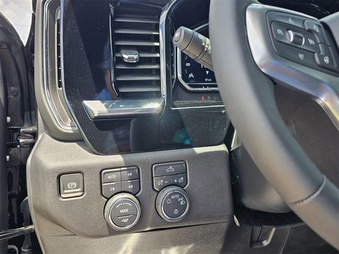 New 2025 Chevrolet Silverado 1500 LT image 20