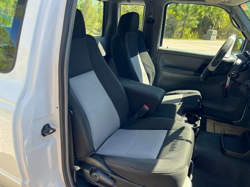 Used 2009 Ford Ranger XL image 15