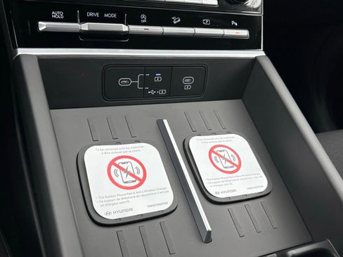 New 2026 Hyundai Santa Fe SE FWD image 23