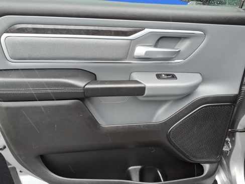 Used 2022 RAM 1500 Big Horn AWD/4WD image 9