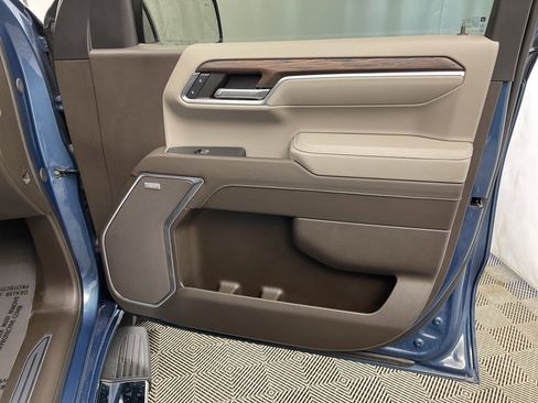 Used 2024 GMC Sierra 1500 SLT w/ SLT Premium Plus Package image 30