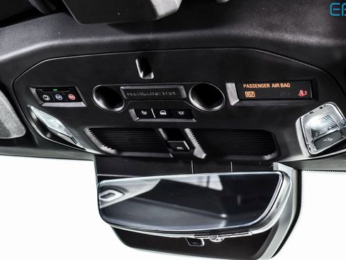 Used 2025 GMC Hummer EV 2X image 27