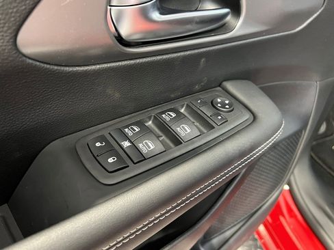 New 2026 Chrysler Pacifica Select image 24