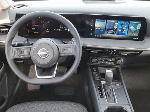 New 2026 Nissan Kicks SV w/ SV Premium Package image 8