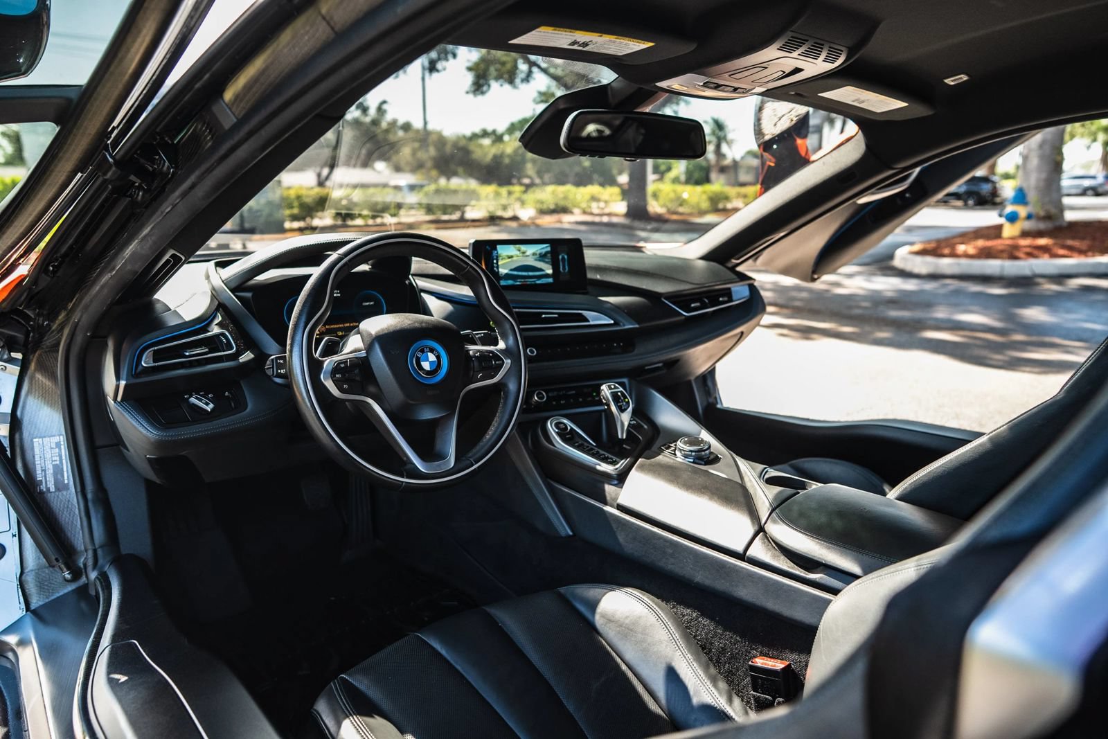 Used 2015 BMW i8 AWD/4WD image 20