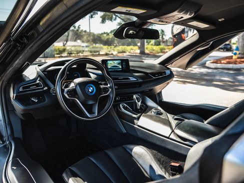 Used 2015 BMW i8 AWD/4WD image 20