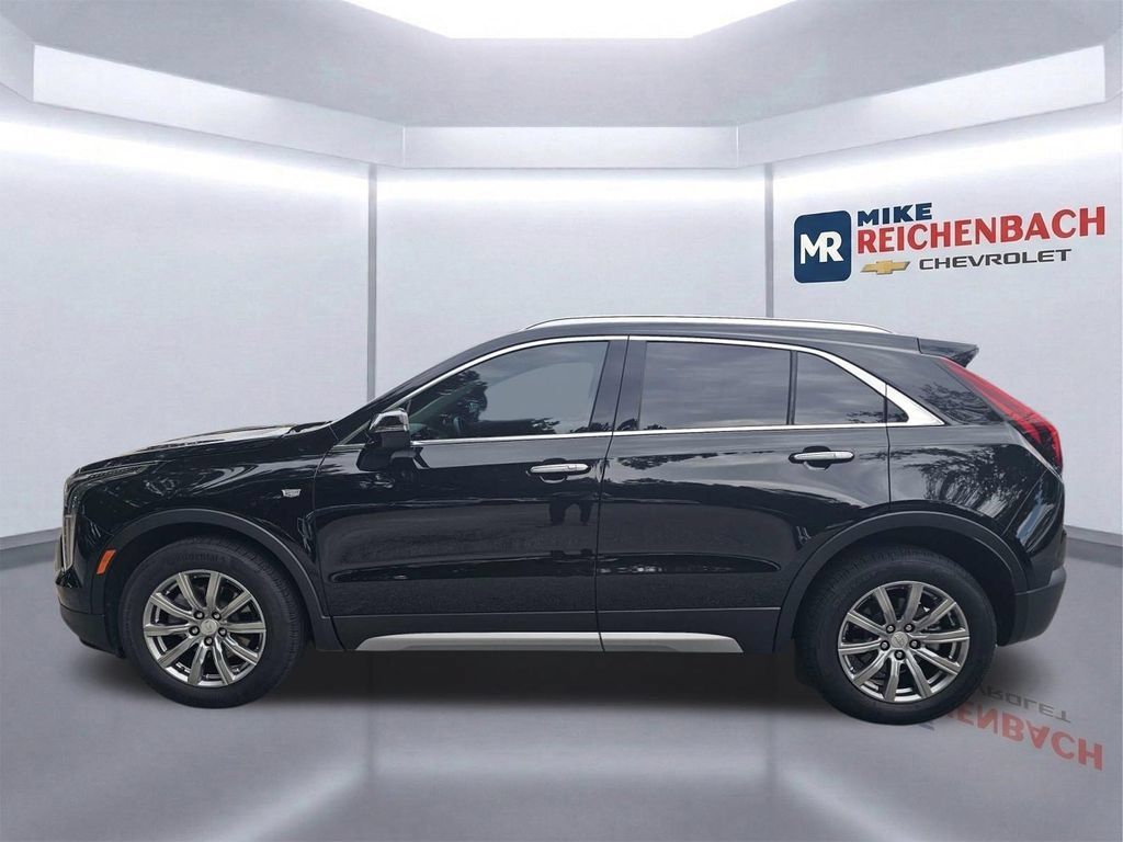 Used 2023 Cadillac XT4 Premium Luxury FWD image 7