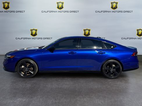 Used 2023 Honda Accord Sport image 2