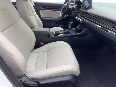 Used 2023 Honda Civic EX-L image 43