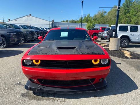 Used 2016 Dodge Challenger SXT w/ Blacktop Package RWD image 6