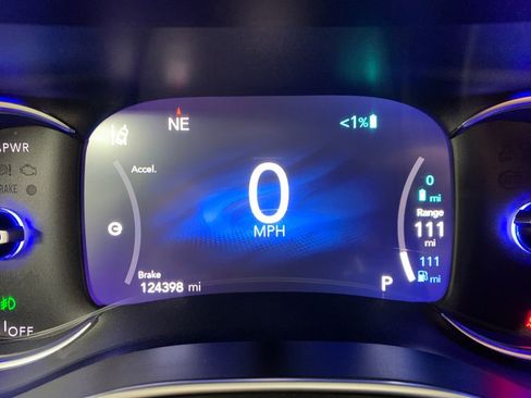 Used 2022 Chrysler Pacifica Limited w/ S Appearance Package image 33