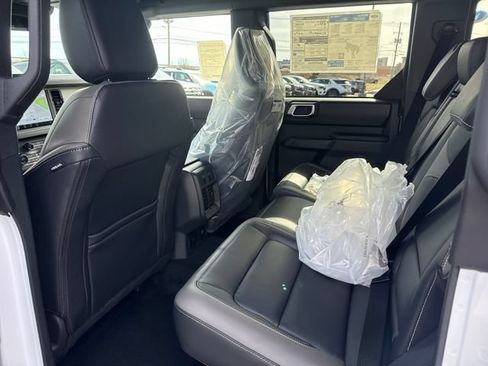 New 2026 Ford Bronco Outer Banks AWD/4WD image 13