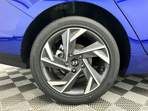 New 2025 Hyundai Elantra SEL w/ Cargo Package image 19
