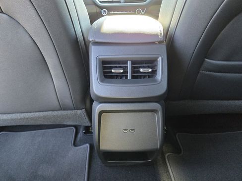 New 2026 Chevrolet Equinox EV LT image 11