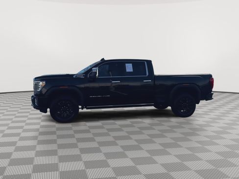 Certified 2022 GMC Sierra 3500 Denali w/ Denali Black Diamond Edition AWD/4WD image 7