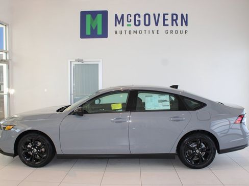 New 2025 Honda Accord SE image 7