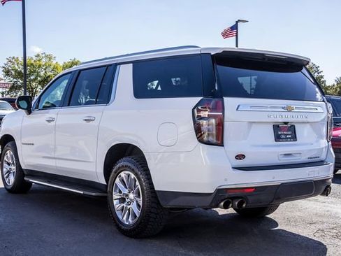 Used 2023 Chevrolet Suburban Premier image 7
