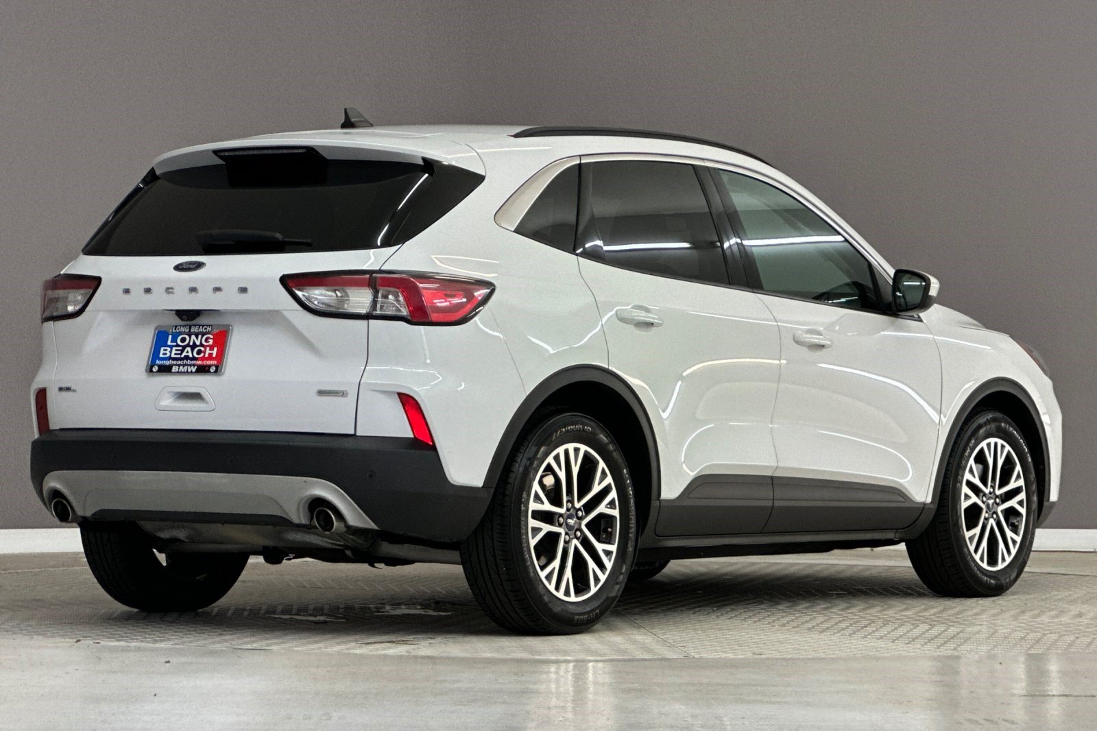 Used 2020 Ford Escape SEL FWD image 9