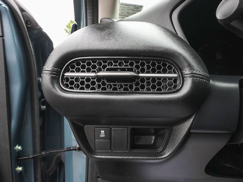 Used 2025 Honda HR-V EX-L image 15