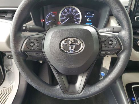 Used 2022 Toyota Corolla LE image 19