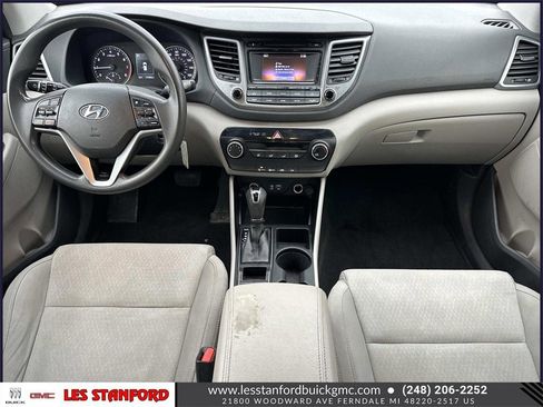 Used 2017 Hyundai Tucson SE image 14