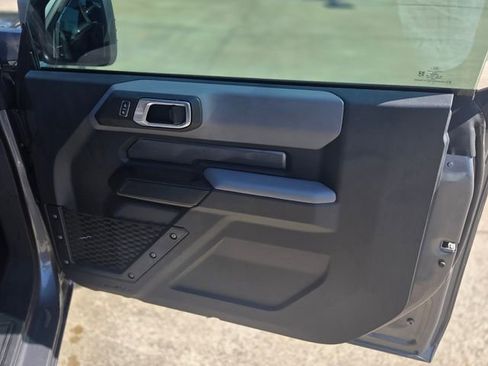 Used 2022 Ford Bronco 2-Door AWD/4WD image 15