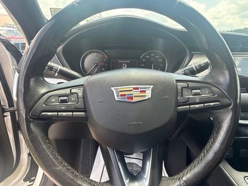 Used 2019 Cadillac XT4 Premium Luxury w/ Cold Weather Package FWD image 18