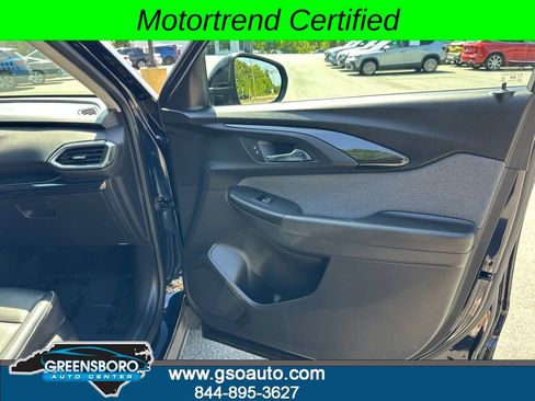 Used 2021 Chevrolet TrailBlazer LT w/ Sun and Liftgate Package AWD/4WD image 18