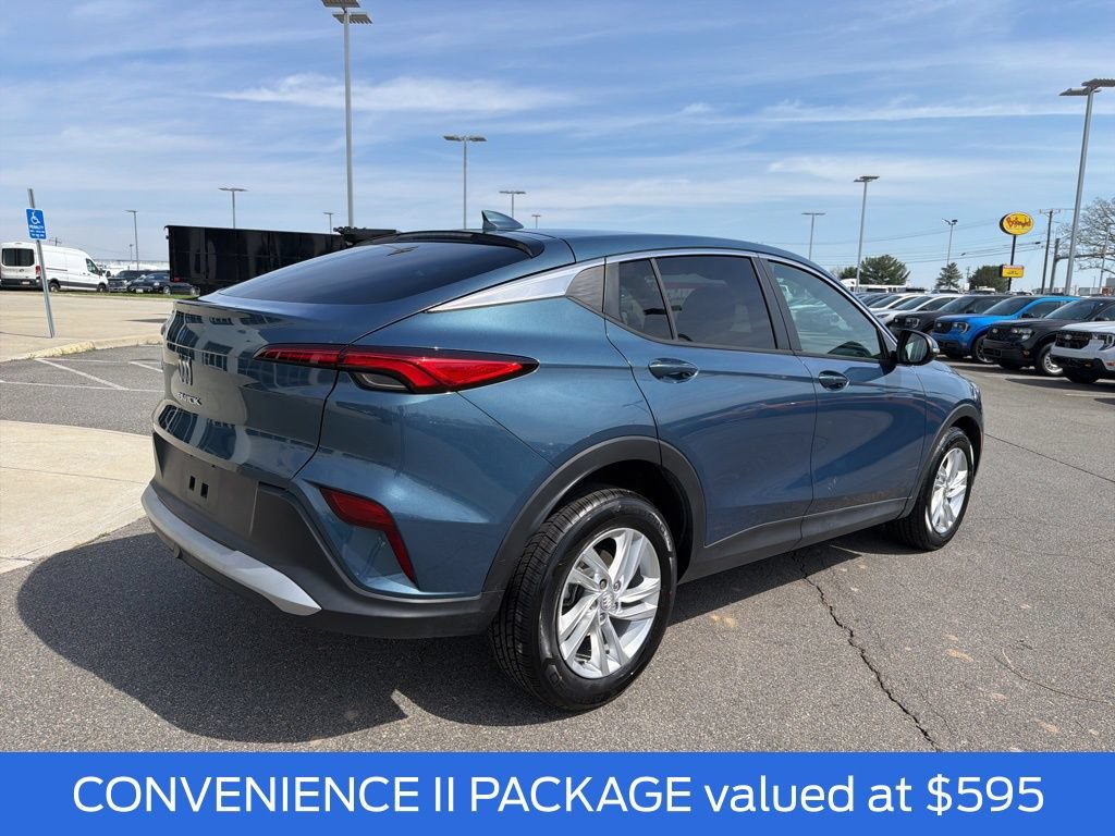 Used 2024 Buick Envista Sport Touring w/ Convenience I Package FWD image 4