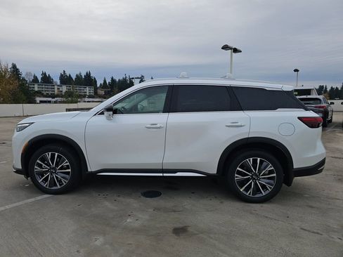 New 2026 INFINITI QX60 Luxe w/ Family Package image 5