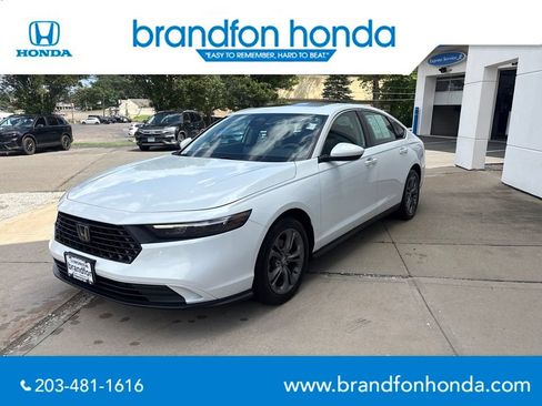 Used 2023 Honda Accord EX image 3