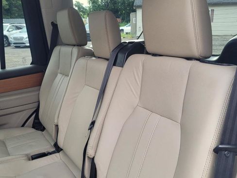 Used 2013 Land Rover LR4 HSE w/ HSE Pkg AWD/4WD image 36