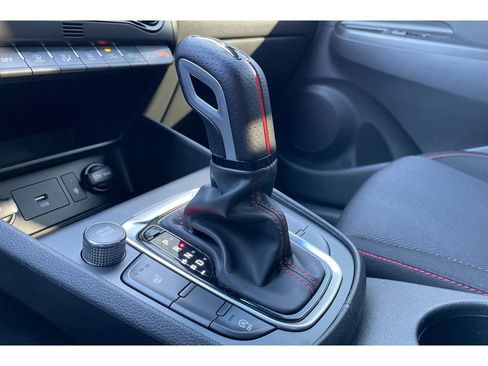 Used 2022 Hyundai Kona N Line image 31