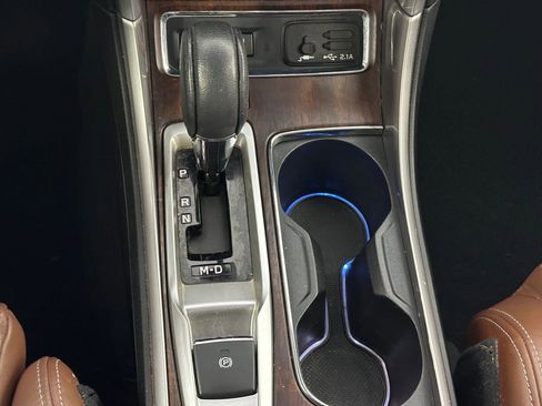 Used 2019 Subaru Ascent Touring w/ Popular Package #3 image 14