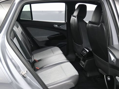 Used 2023 Volkswagen ID.4 Pro image 33