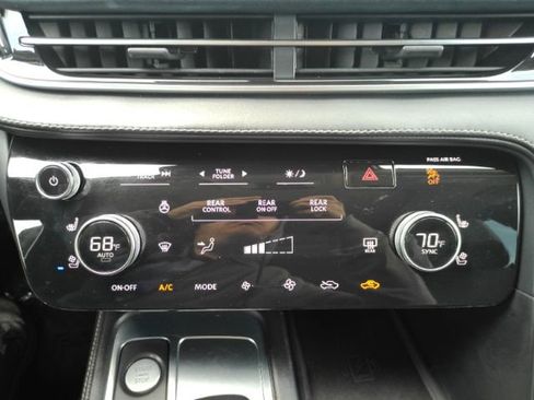 Used 2023 INFINITI QX60 Luxe image 46