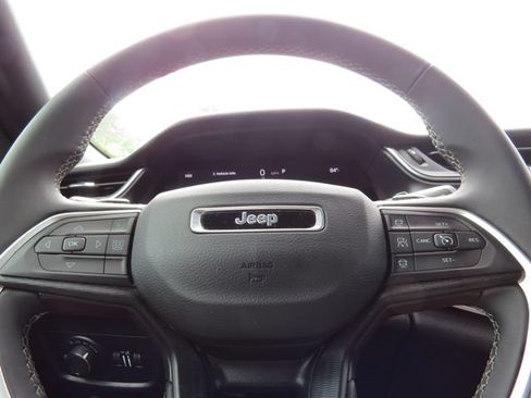 Certified 2024 Jeep Grand Cherokee Laredo X RWD image 18