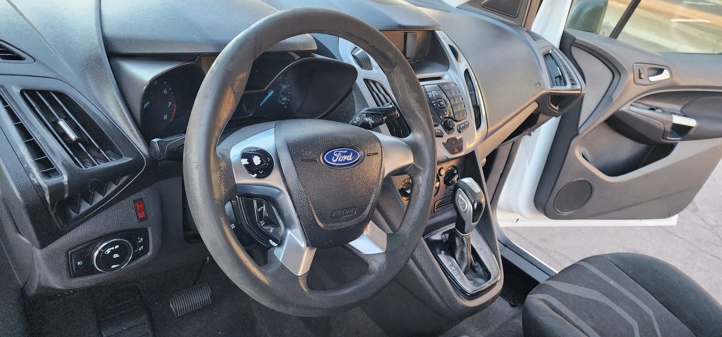 Used 2015 Ford Transit Connect XLT FWD image 15