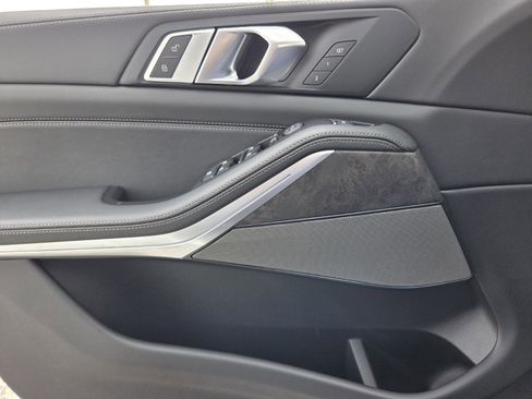 New 2026 BMW X5 sDrive40i image 21