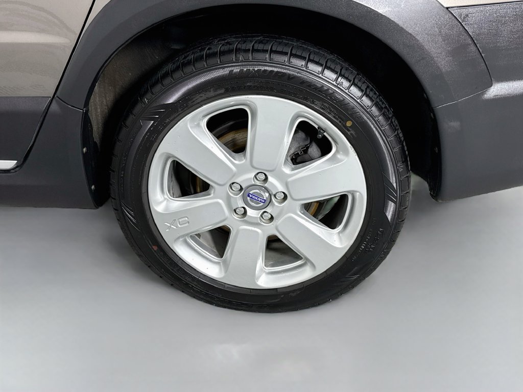 Used 2009 Volvo XC70 T6 AWD/4WD image 30