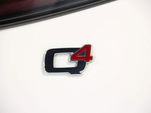 Used 2024 Alfa Romeo Stelvio Veloce image 12