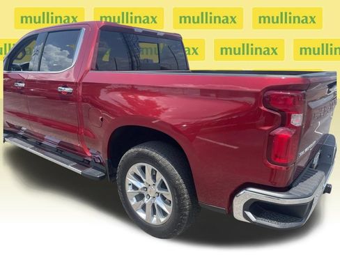 Used 2022 Chevrolet Silverado 1500 LTZ AWD/4WD image 8