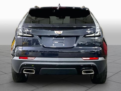 Used 2022 Cadillac XT4 Sport w/ Enhanced Visibility Package FWD image 5