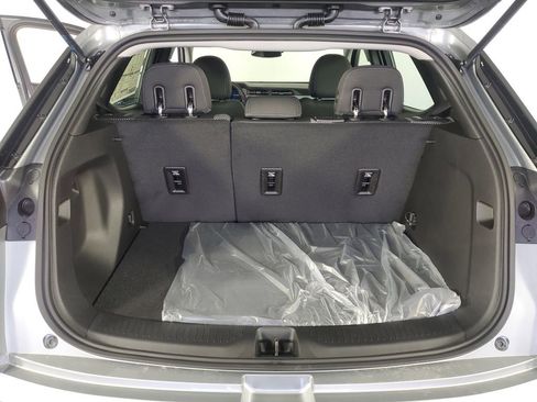 New 2027 Chevrolet Bolt LT w/ Comfort Package image 28